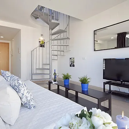 Charmsuites Paralel Barcelona Room photo