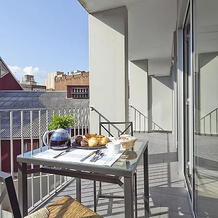 Charmsuites Paralel Barcelona Room photo